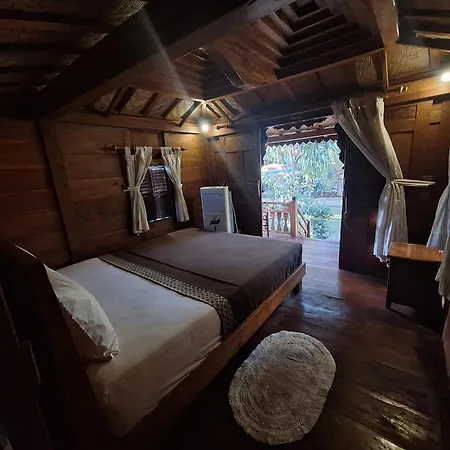 Hibiscus House Pemuteran Bali