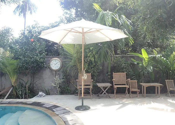 Hibiscus House Bali