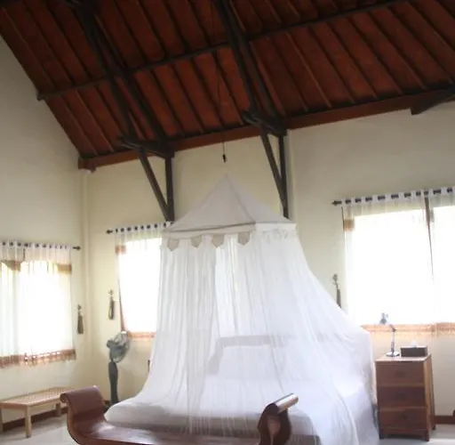 Gasthuis Hibiscus House Bali 4*