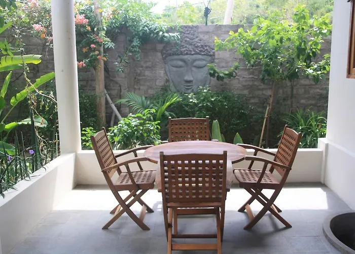 Hibiscus House Bali 4*